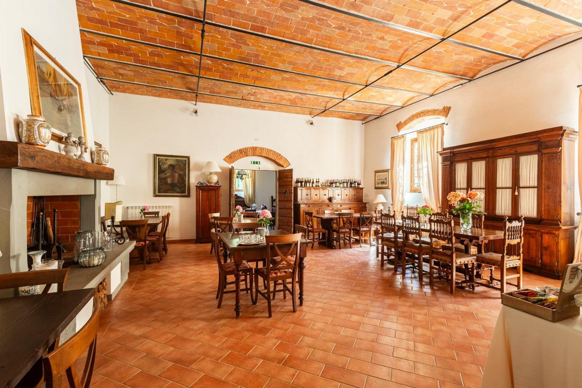 Agriresort & Spa Fattoria I Ricci วิคคิโอ ภายนอก รูปภาพ